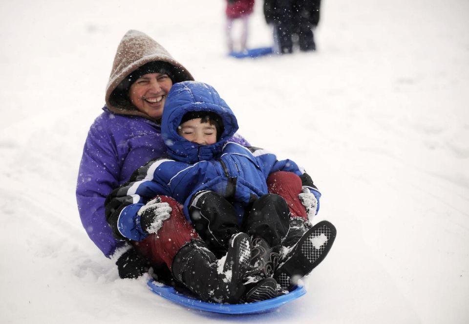2010-12-16 - Snow sled Randolph